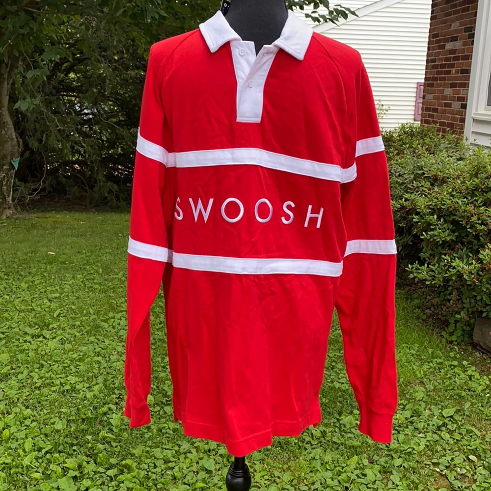 Men’s retro Nike shirt